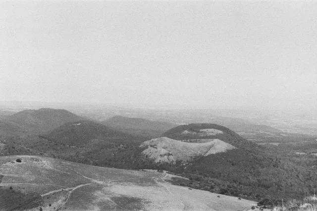 Galerie 2 — Le Puy de Dôme n&b
